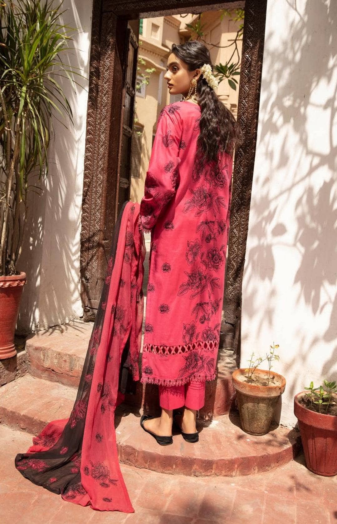 img_anchal_by_khoobsurat_lawn_22_awwal_boutique