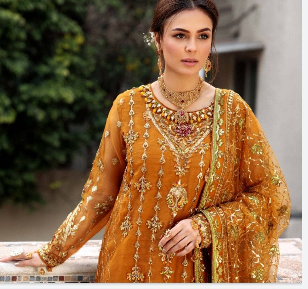 img_zeenat_by_zebtan_22_awwal_boutique