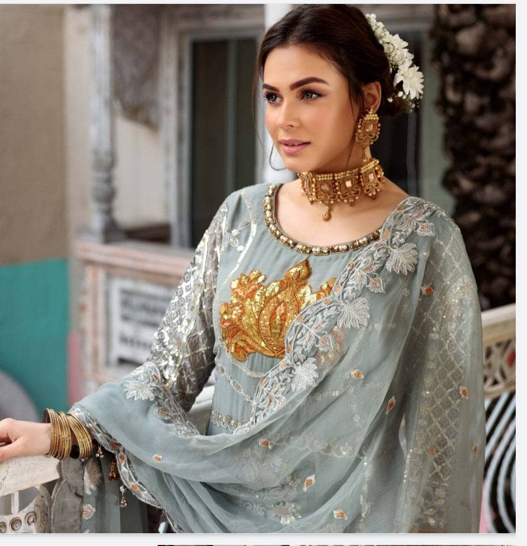 img_zeenat_by_zebtan_22_awwal_boutique