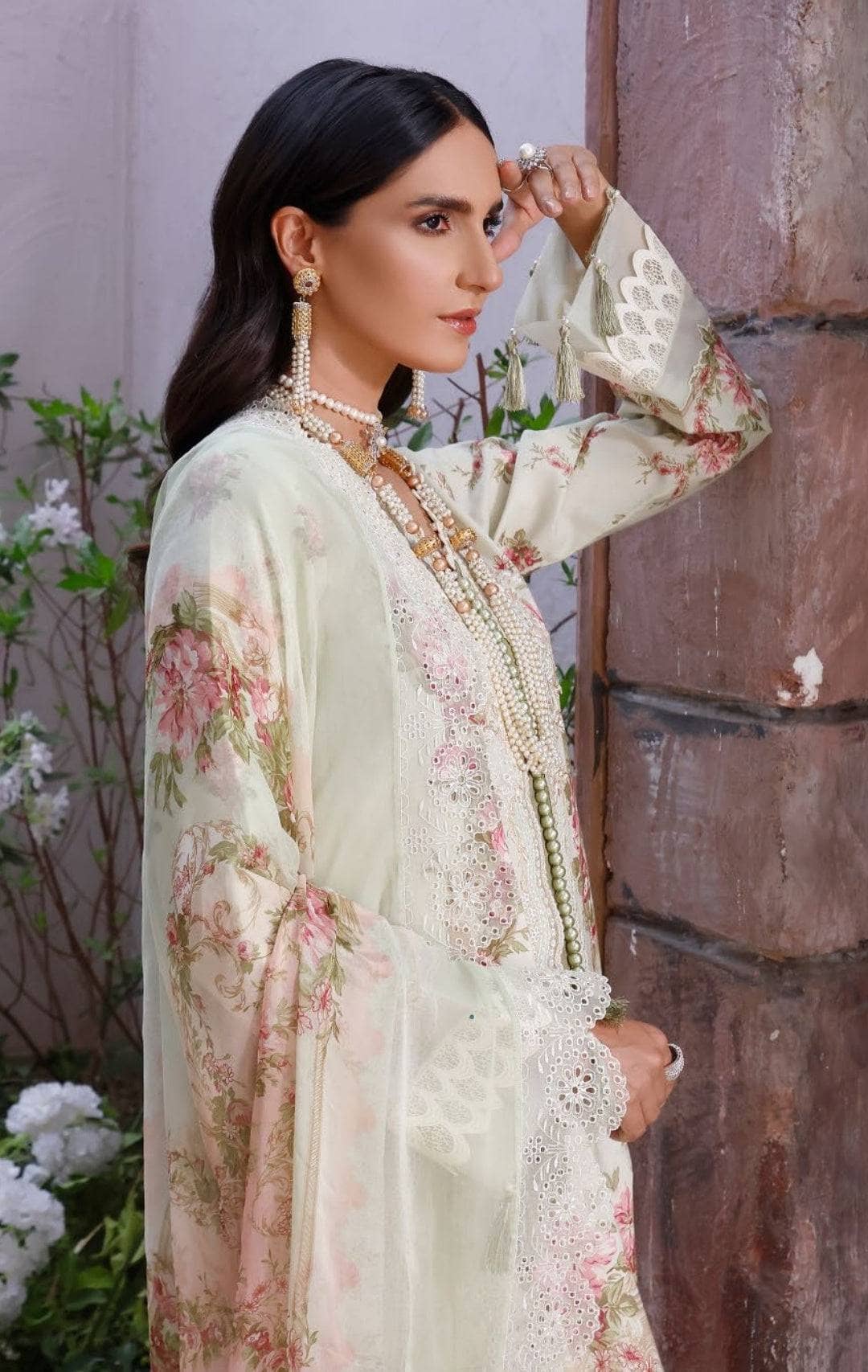 img_jade_lawn_22_awwal_boutique