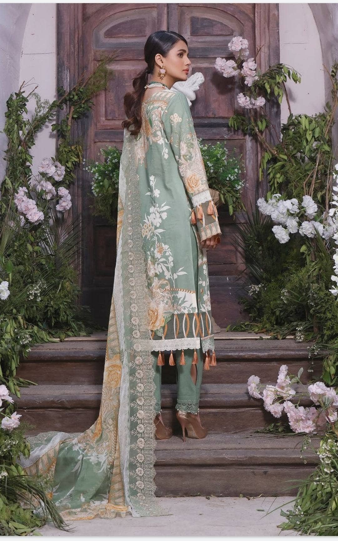 img_jade_lawn_22_awwal_boutique