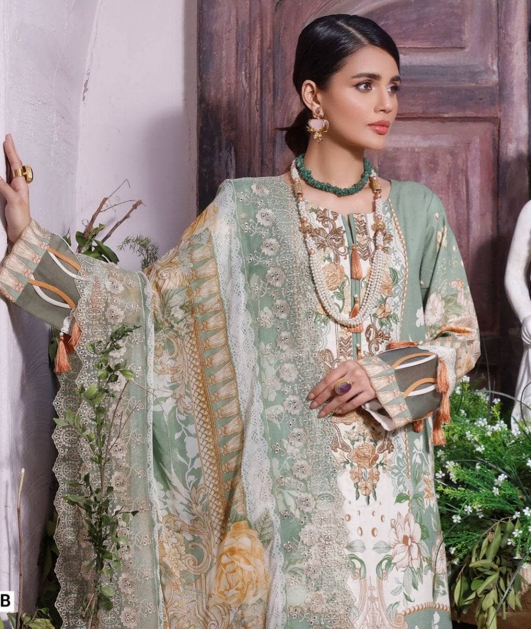 img_jade_lawn_22_awwal_boutique