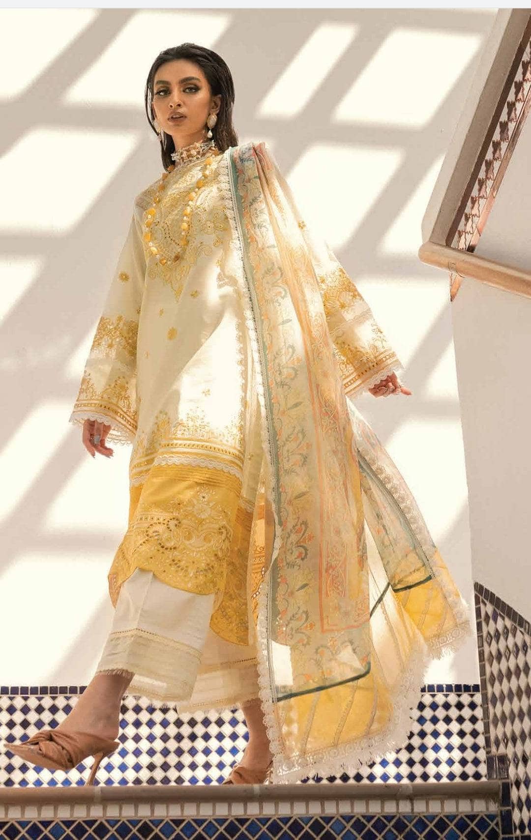 img_mushq_hemline_lawn_22_awwal_boutique