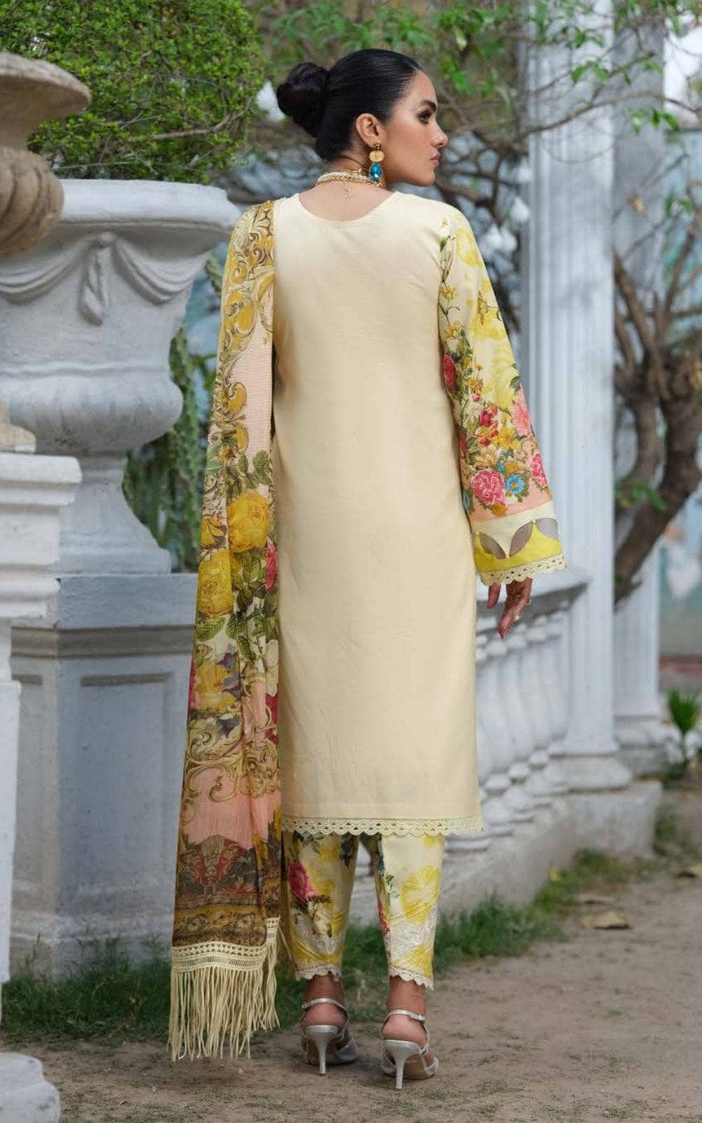 img_jade_summer_glory_lawn_22_awwal_boutique
