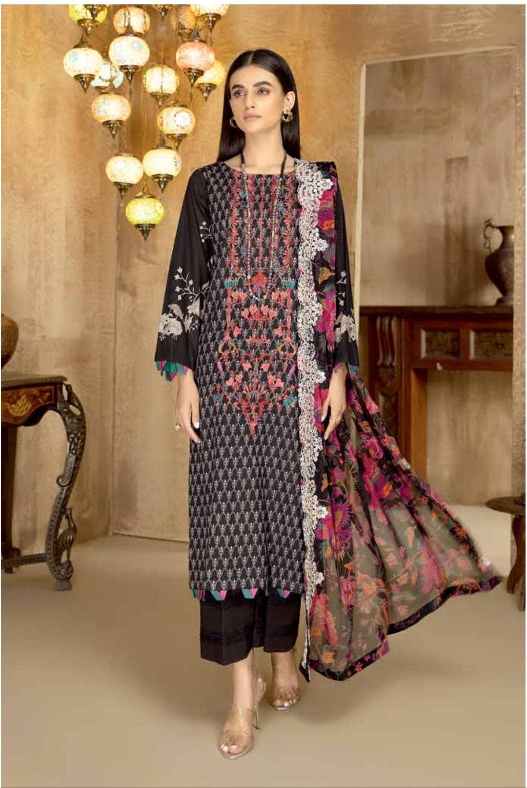 Img_charizma_aniiq_lawn_22_awwal_boutique