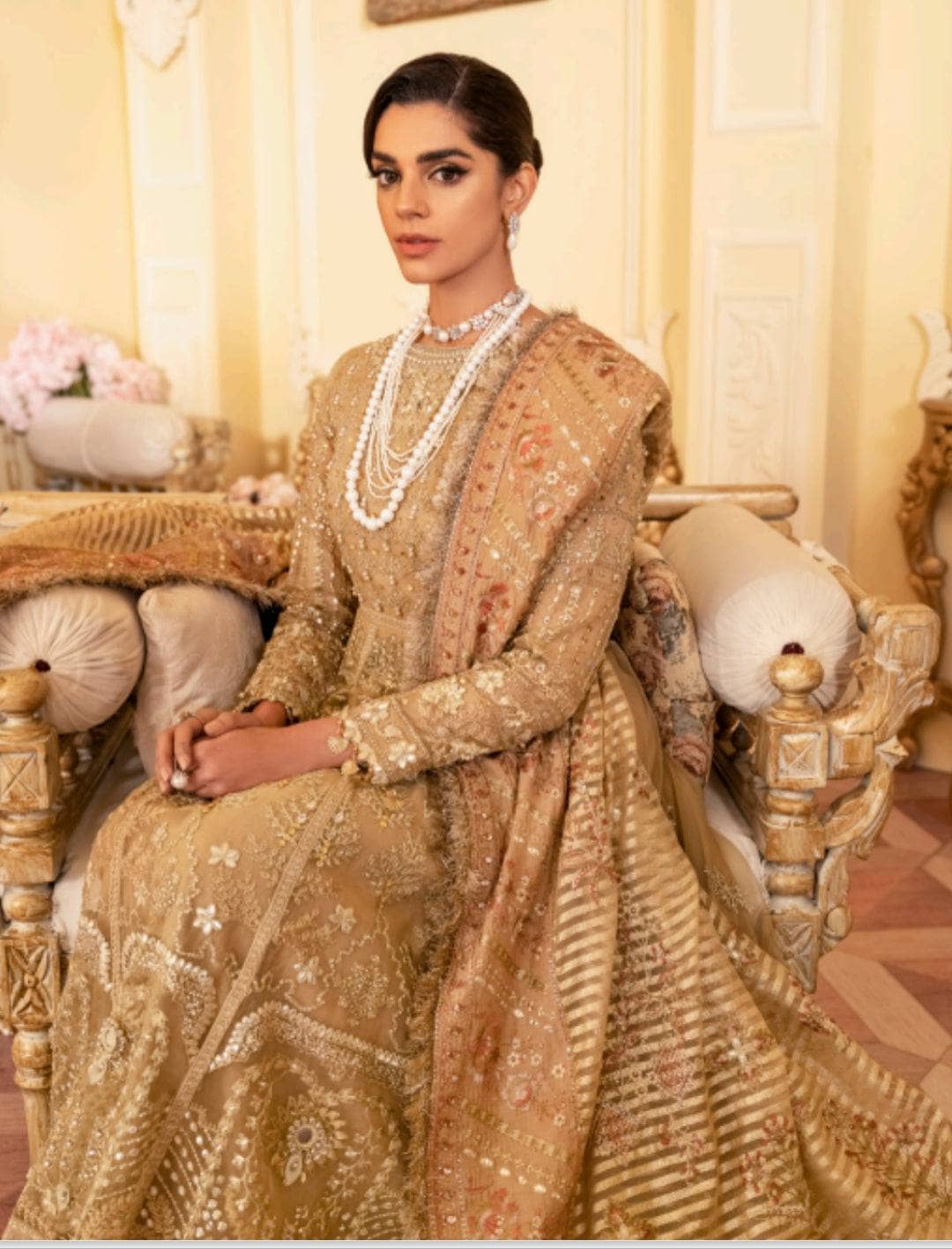 img_nureh_secret_garden_royal_palace_awwal_boutique