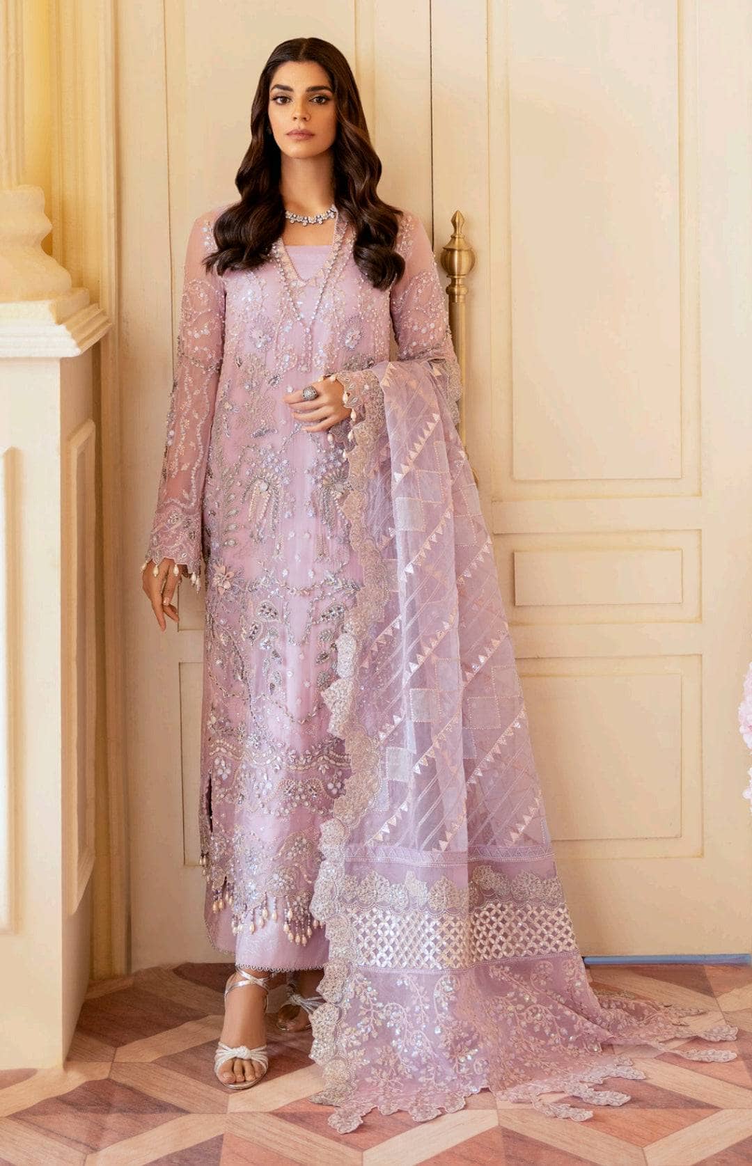 img_nureh_secret_garden_royal_palace_awwal_boutique