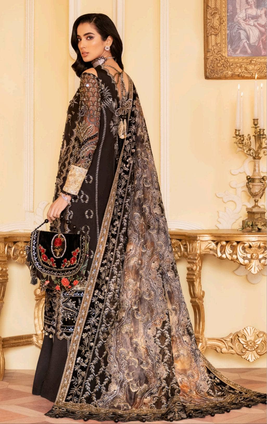 img_nureh_secret_garden_royal_palace_awwal_boutique