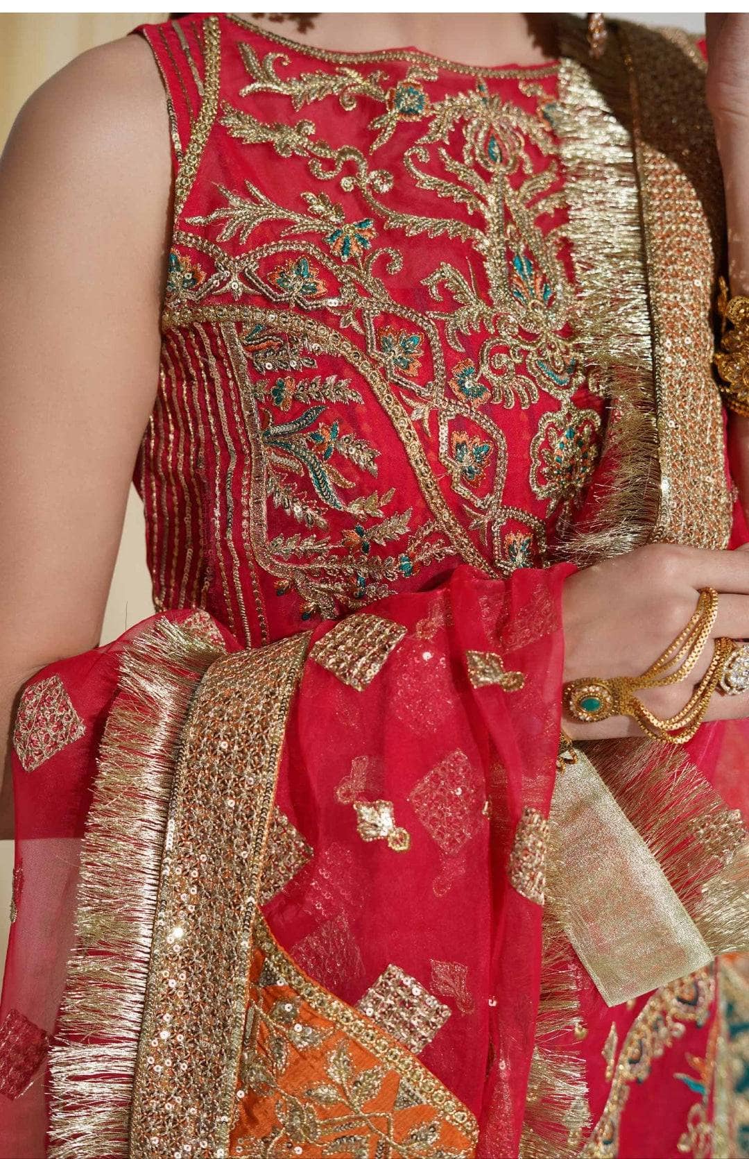 img_maryum_n_maria_freesia_awwal_boutique