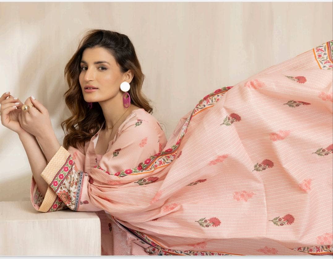 img_salina_printed_lawn_by_regalia_awwal_boutique