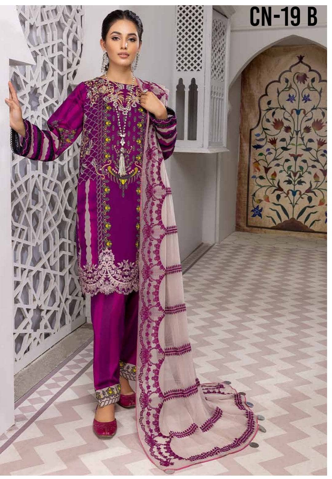 Img_charizma_naranji_lawn_awwal_boutique