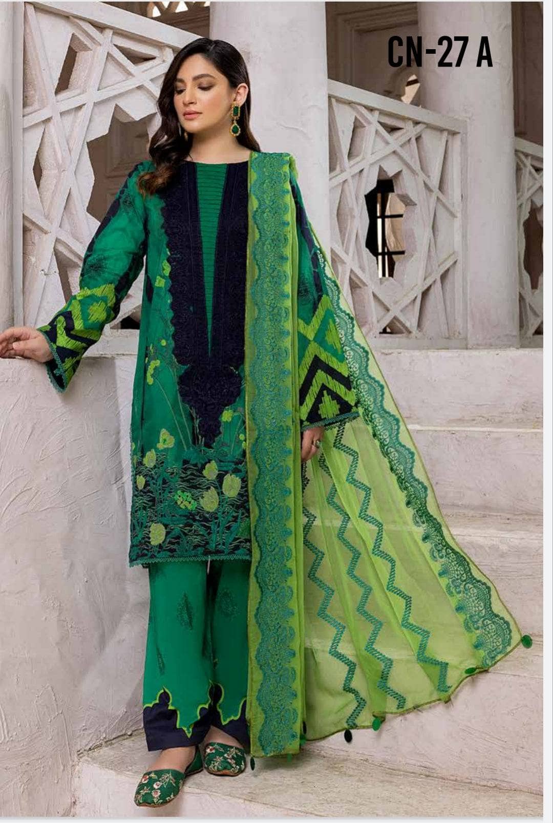 Img_charizma_naranji_lawn_awwal_boutique