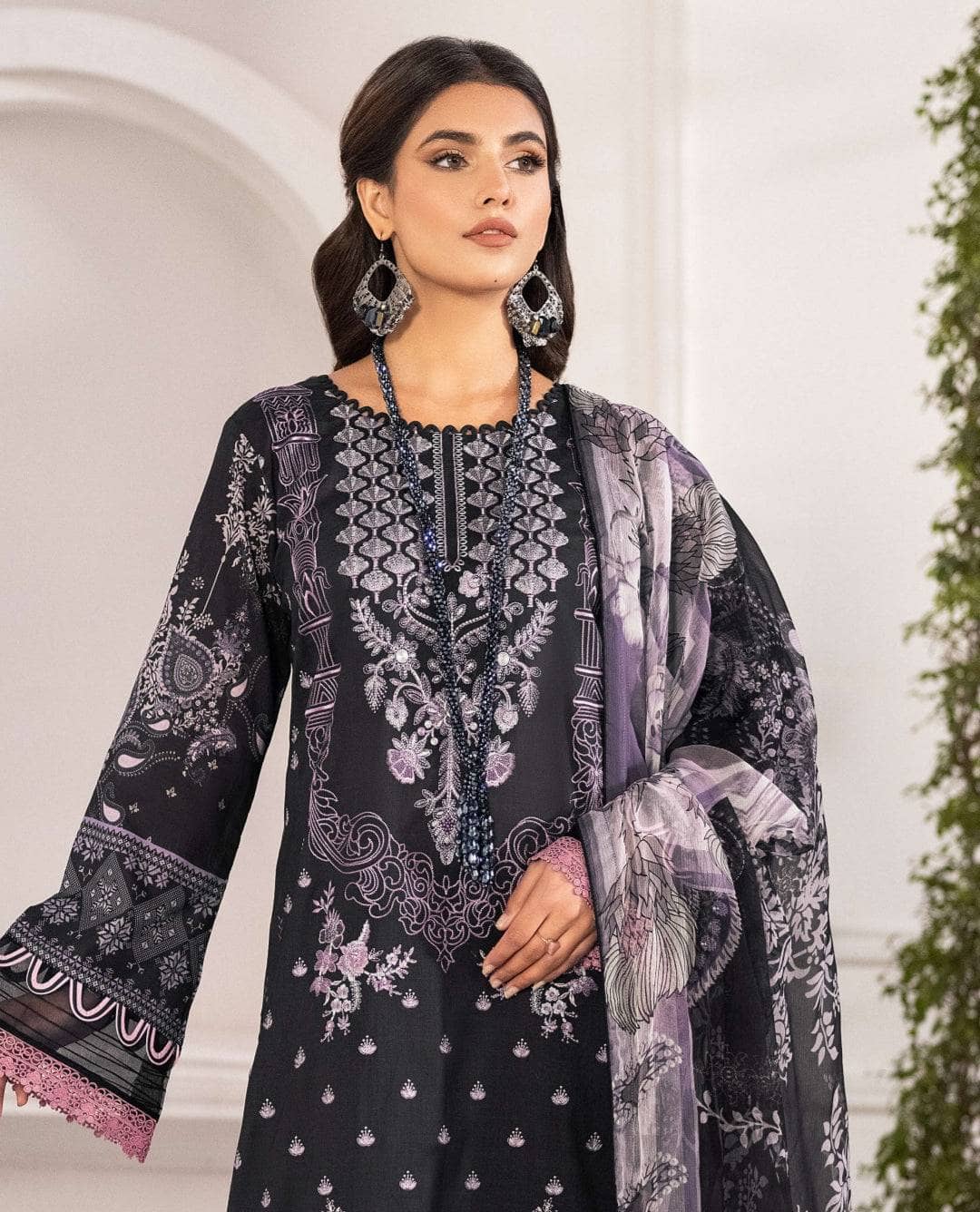 img_ramsha_mashaal_lawn_awwal_boutique