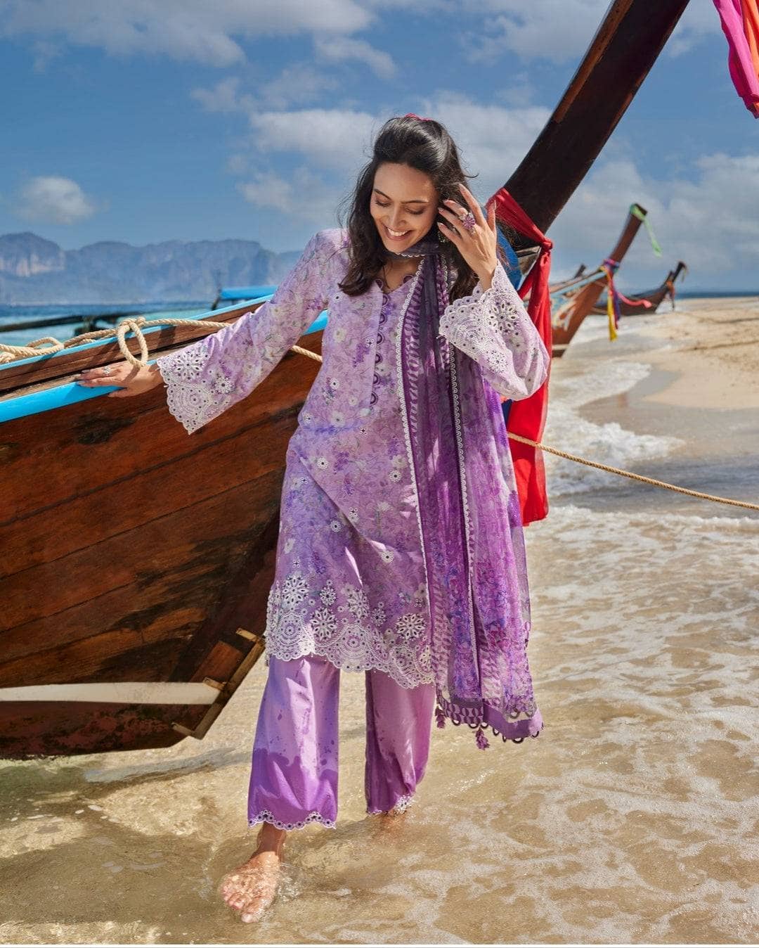 img_image_lawnkari_printkari_23_awwal_boutique