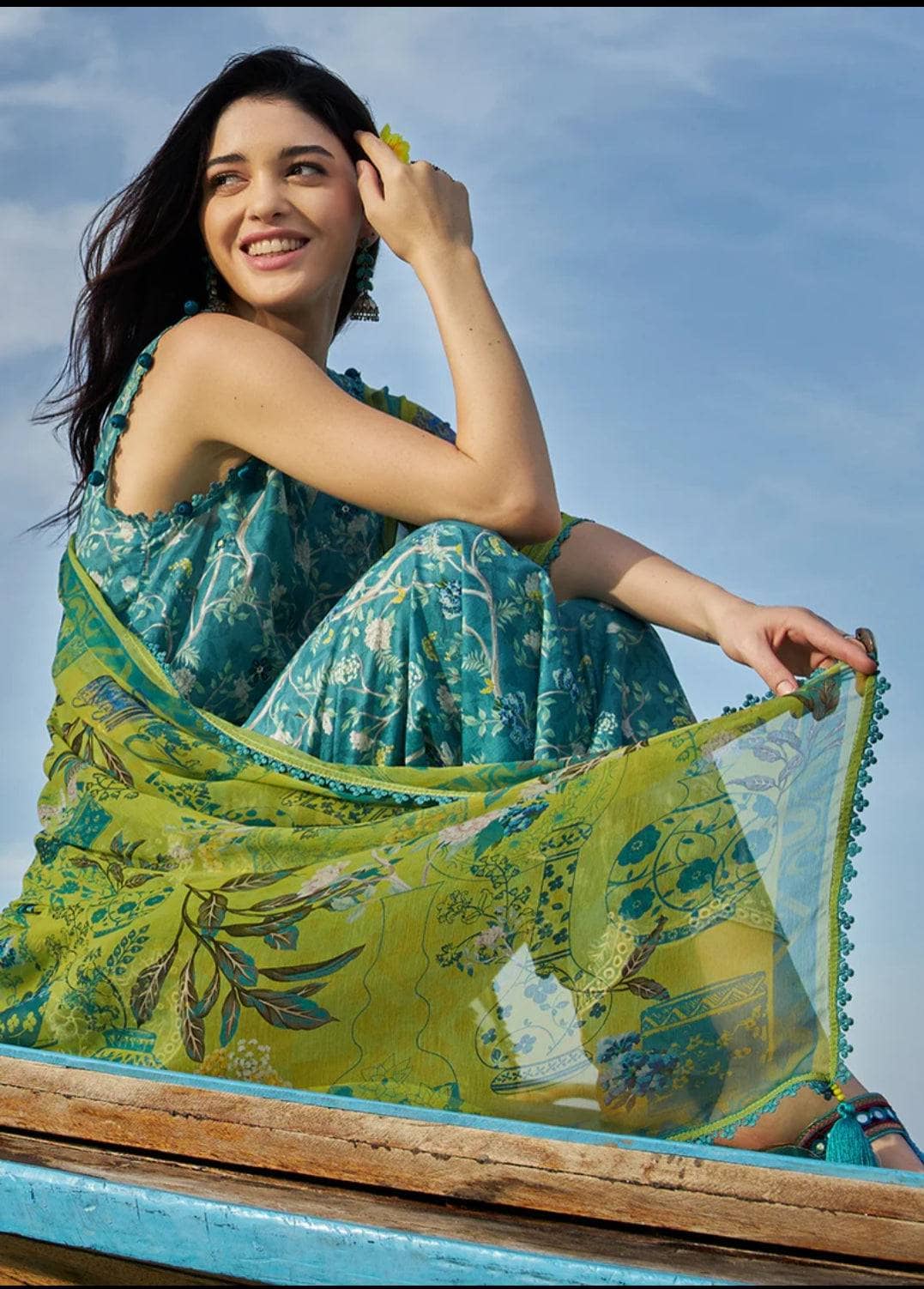 img_image_lawnkari_printkari_23_awwal_boutique