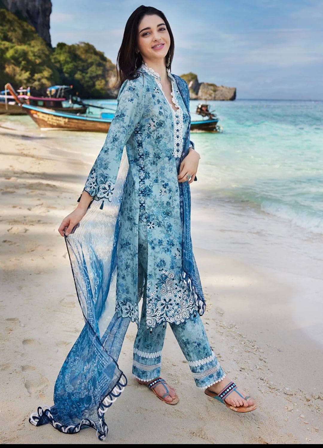 img_image_lawnkari_printkari_23_awwal_boutique