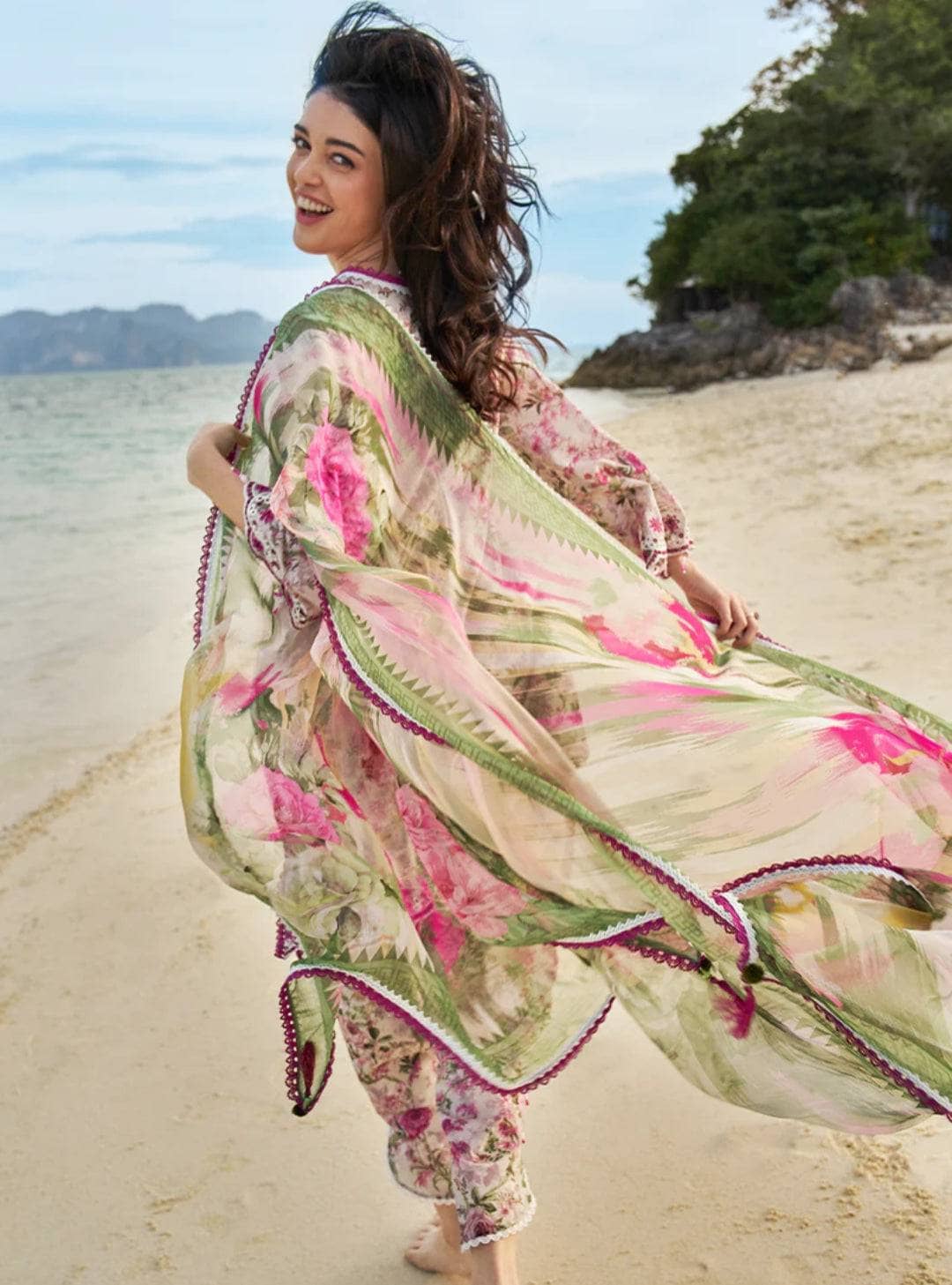 img_image_lawnkari_printkari_23_awwal_boutique