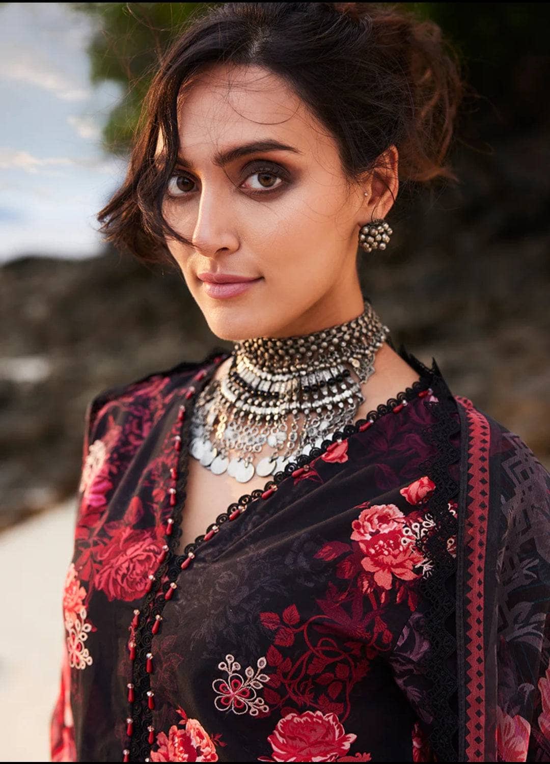 img_image_lawnkari_printkari_23_awwal_boutique