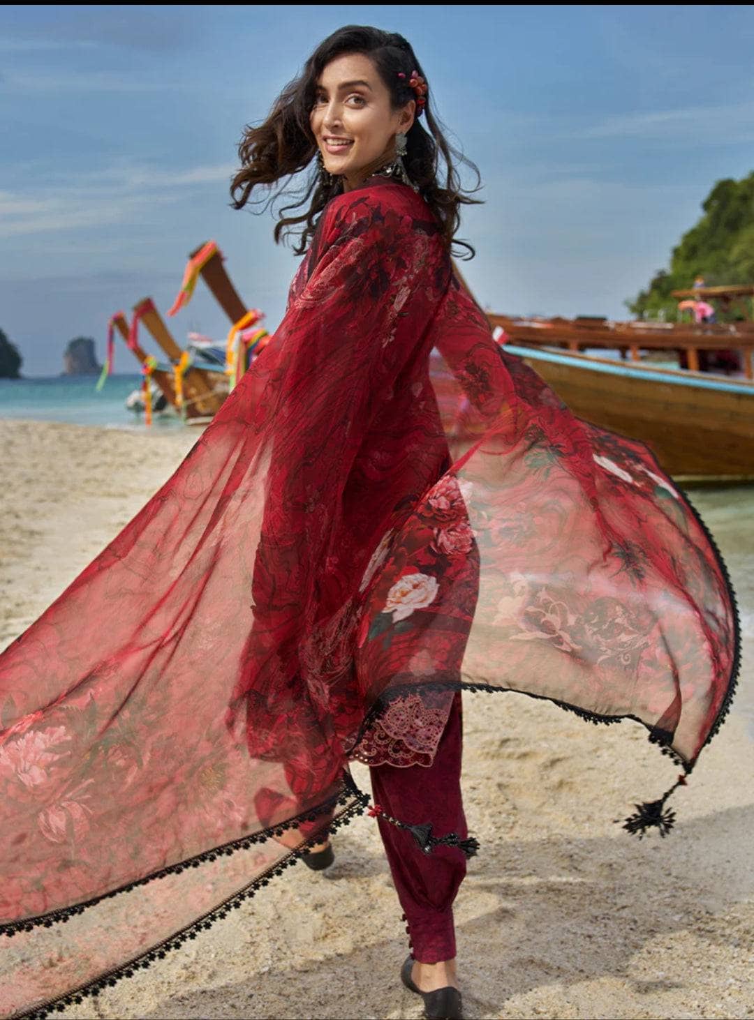 img_image_lawnkari_printkari_23_awwal_boutique