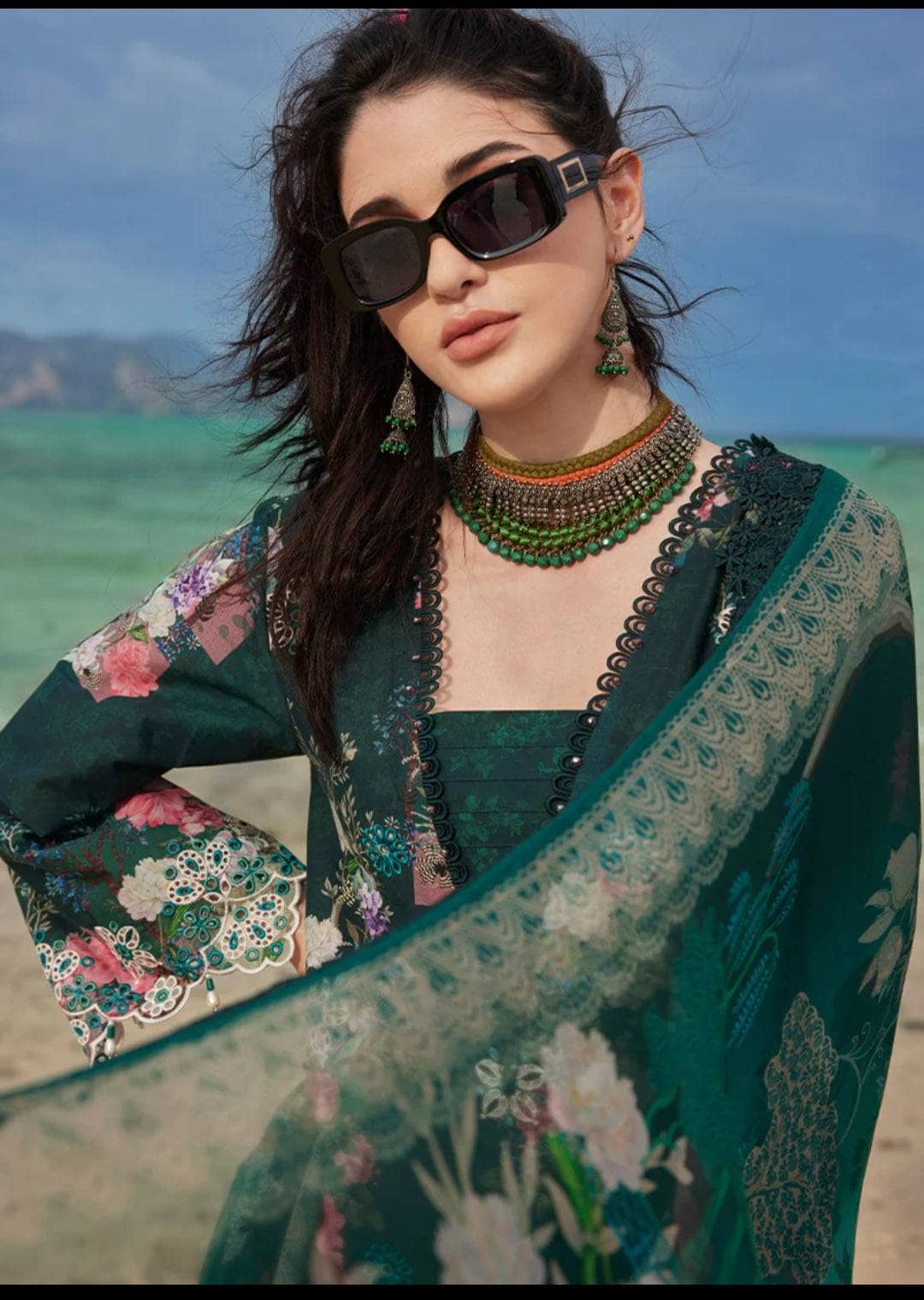 img_image_lawnkari_printkari_23_awwal_boutique