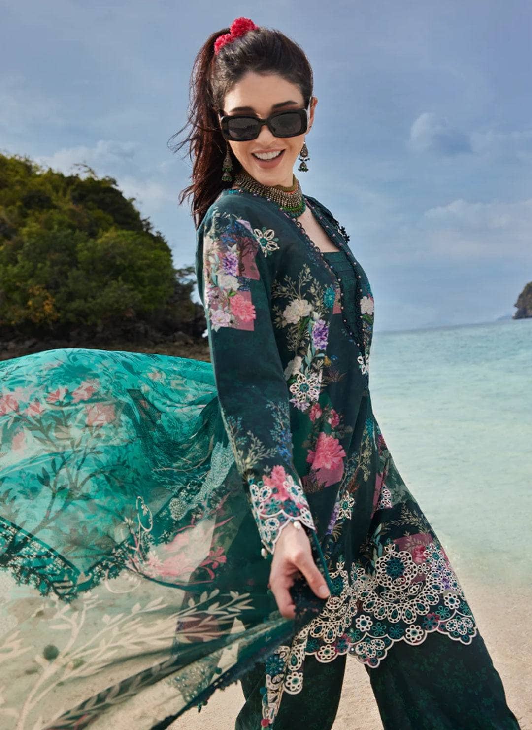 img_image_lawnkari_printkari_23_awwal_boutique