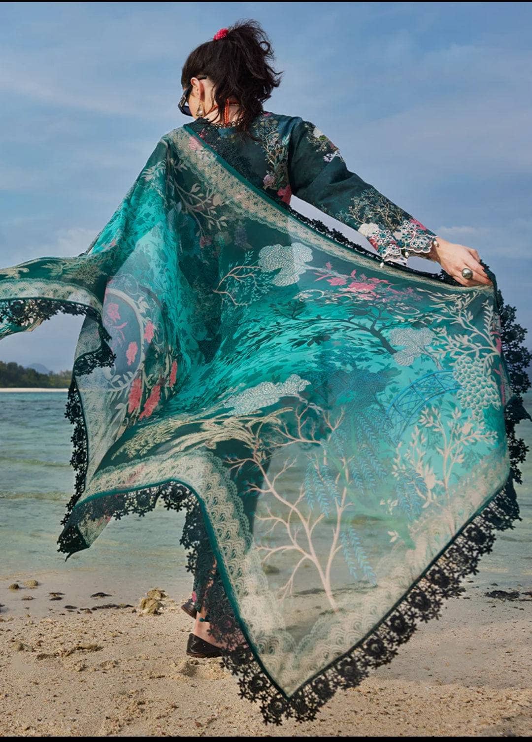 img_image_lawnkari_printkari_23_awwal_boutique