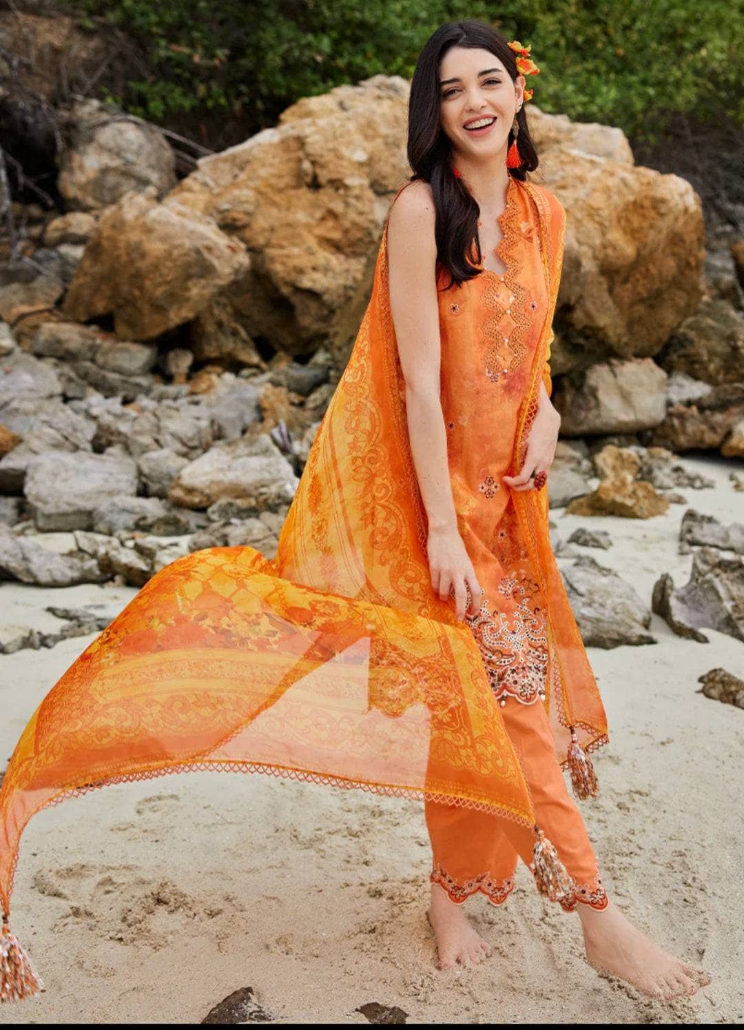 img_image_lawnkari_printkari_23_awwal_boutique