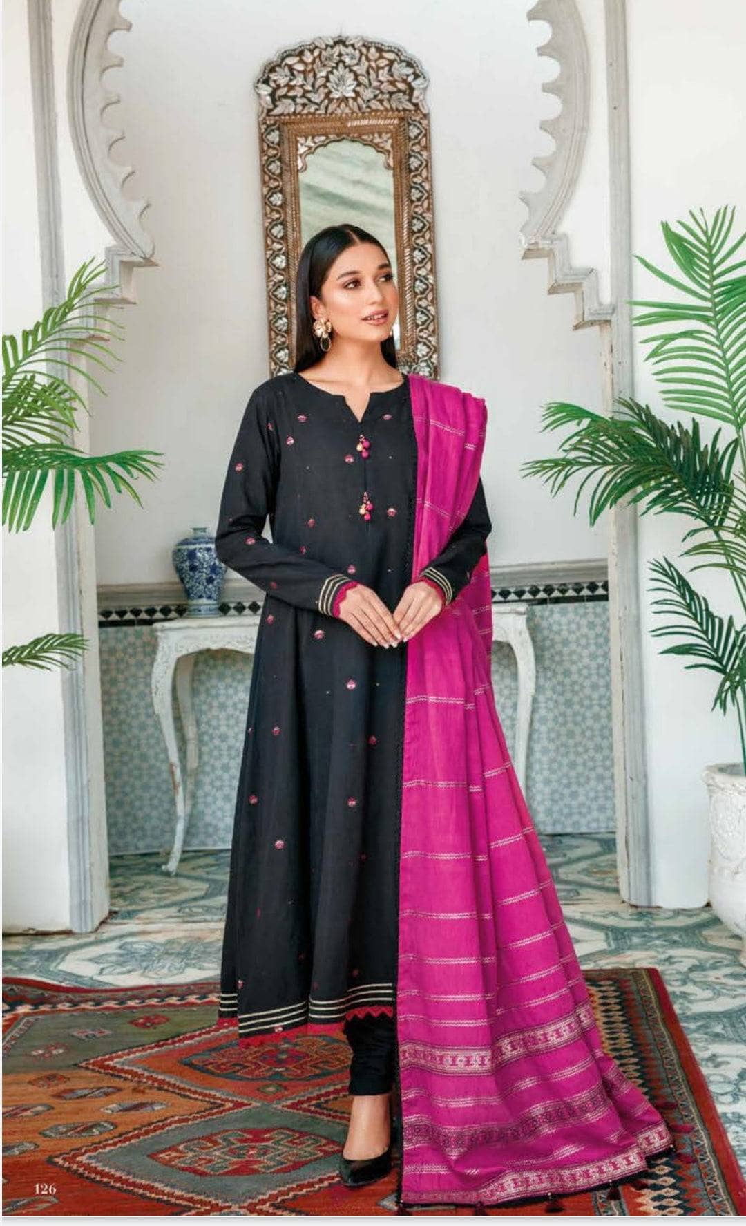 img_gul_ahmed_premium_lawn_23_awwal_boutique