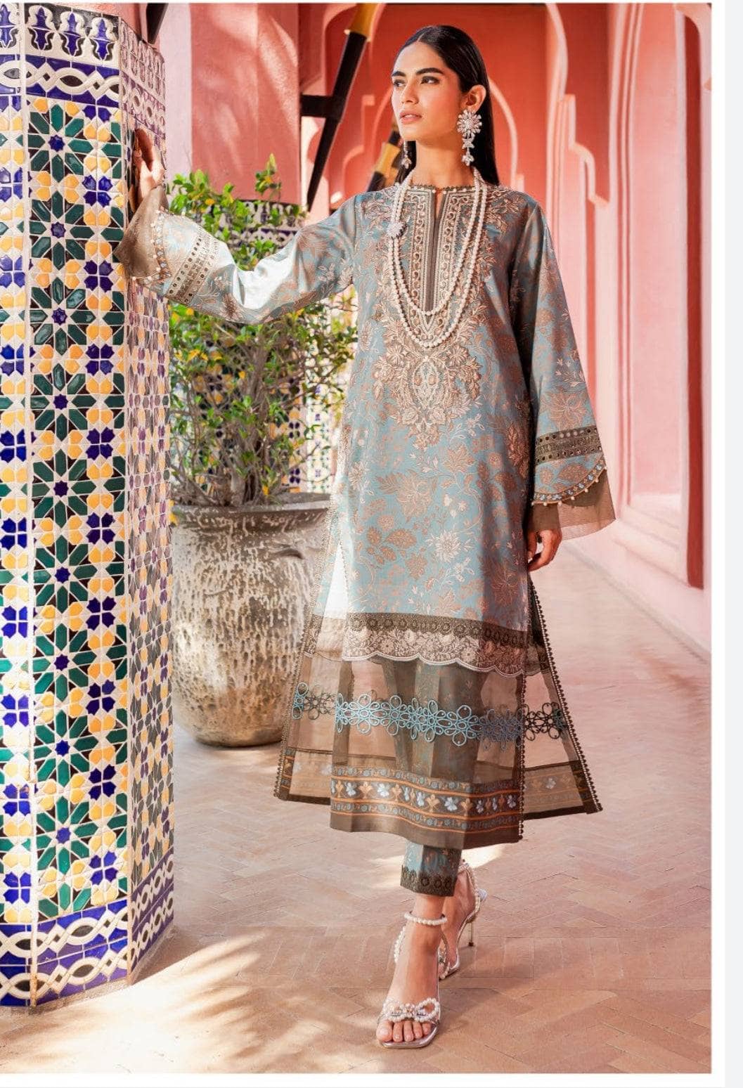 img_jade_flora_lawn_awwal_boutique