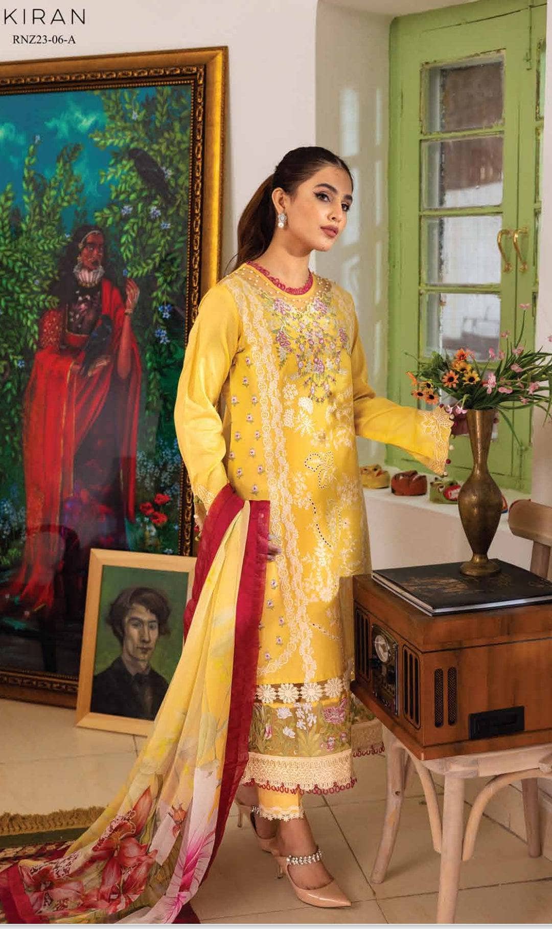 img_roheenaz_lawn_23_awwal_boutique