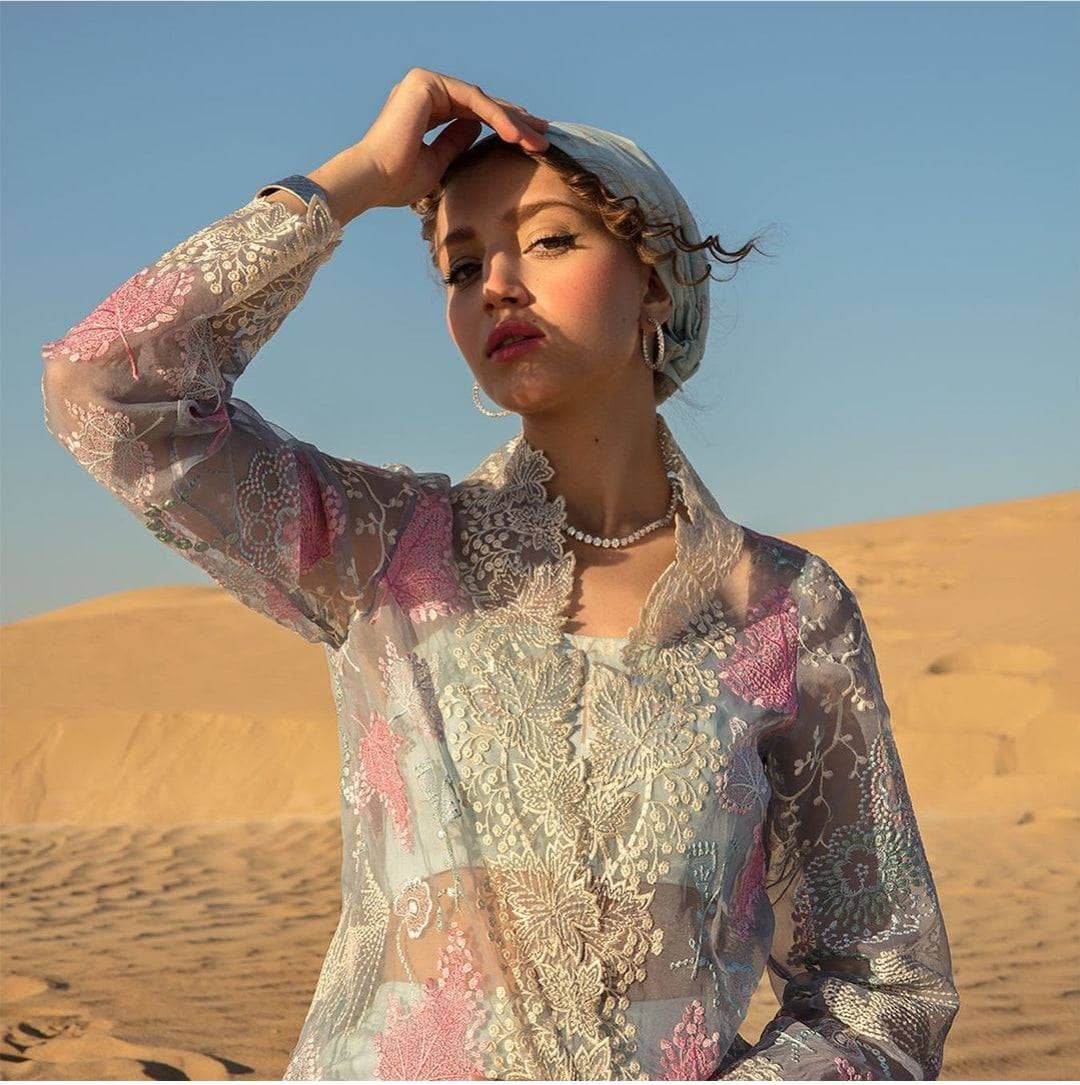 img_rang_rasiya_lawn_23_awwal_boutique