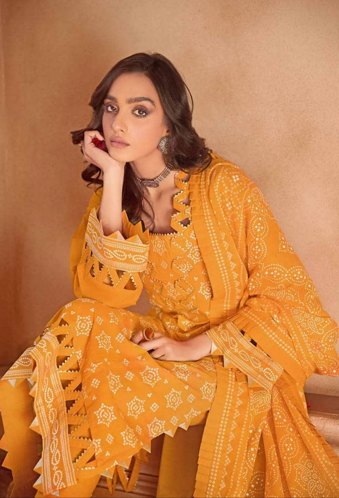img_gul_ahmed_chunari_lawn_23_awwal_boutique