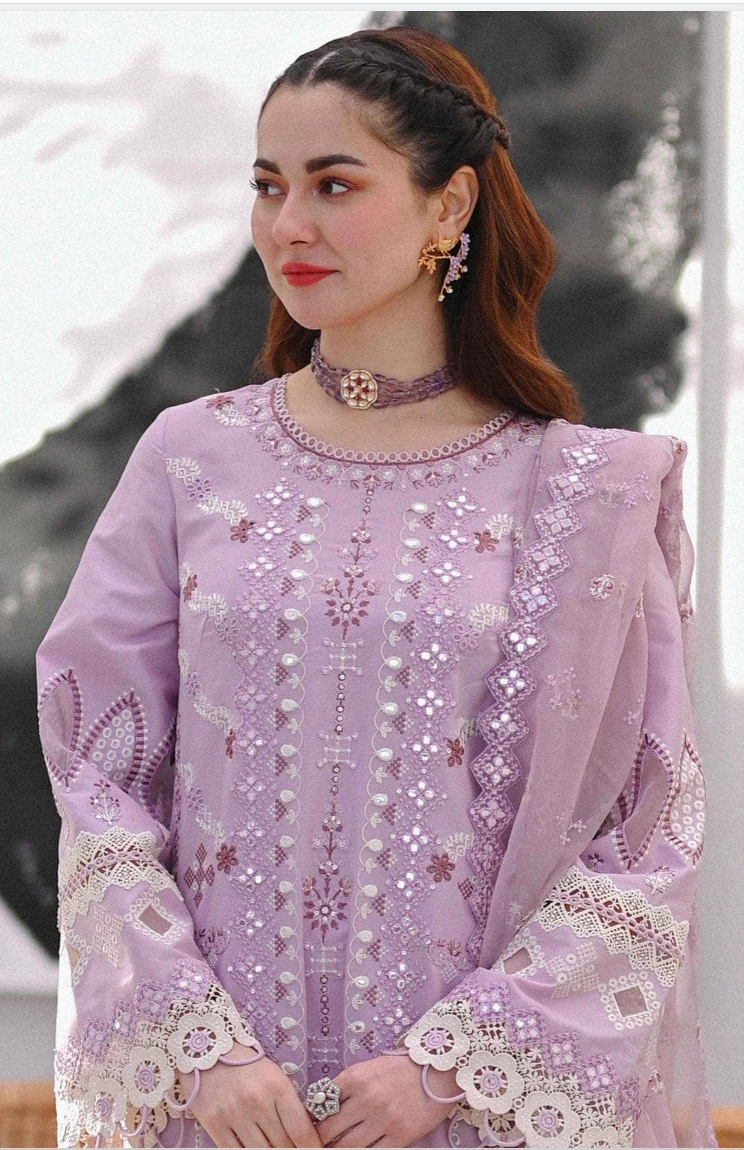 img_qalamkar_luxury_sahil_lawn_23_awwal_boutique