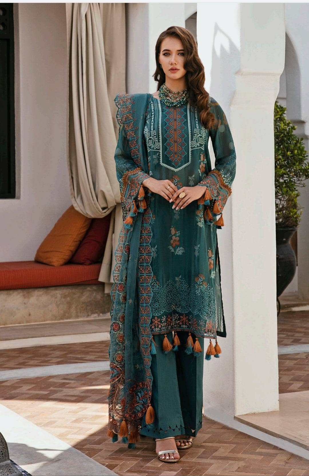 img_nureh_maya_swiss_voil_awwal_boutique