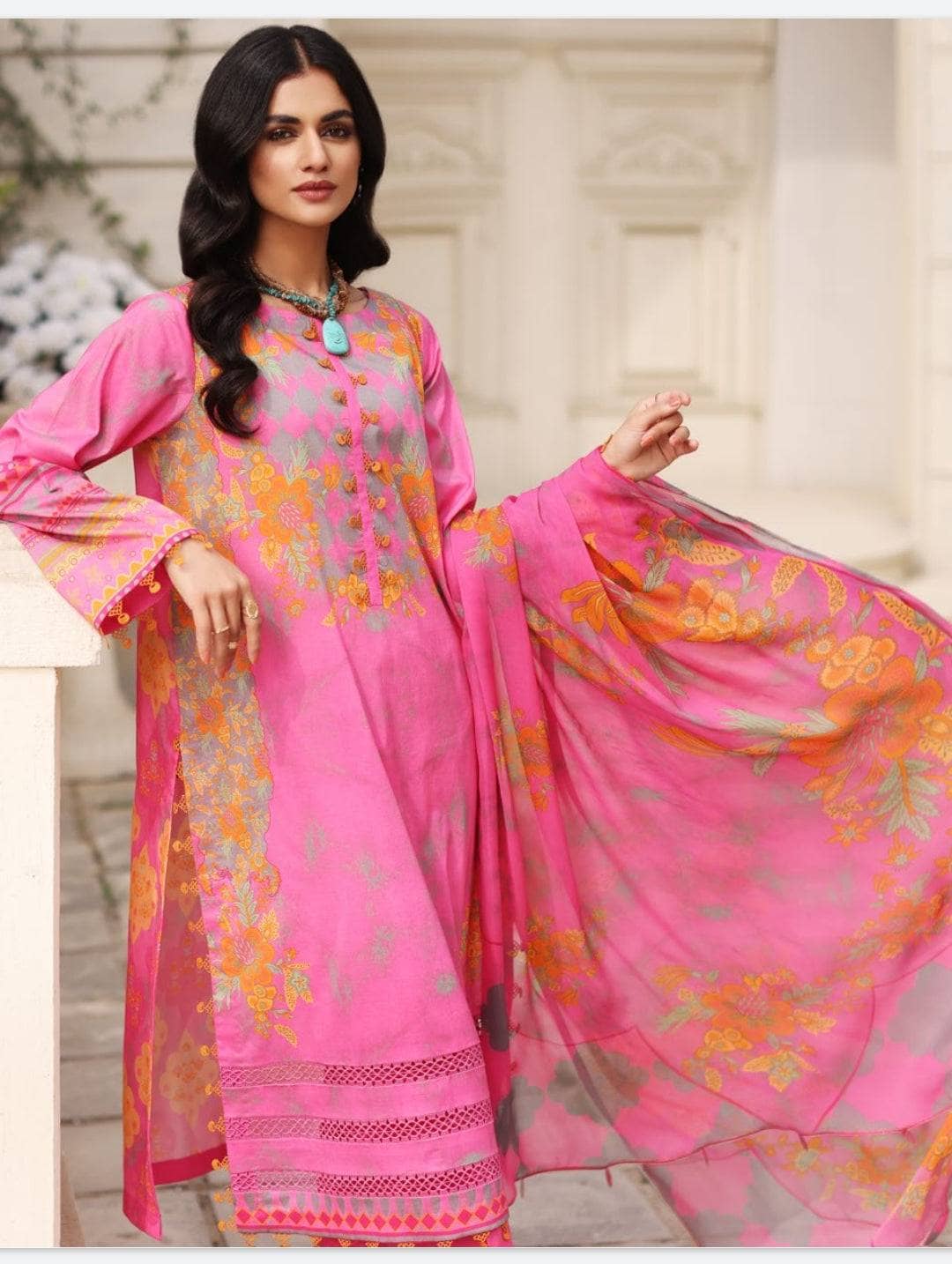 img_charizma_c_prints_awwal_boutique