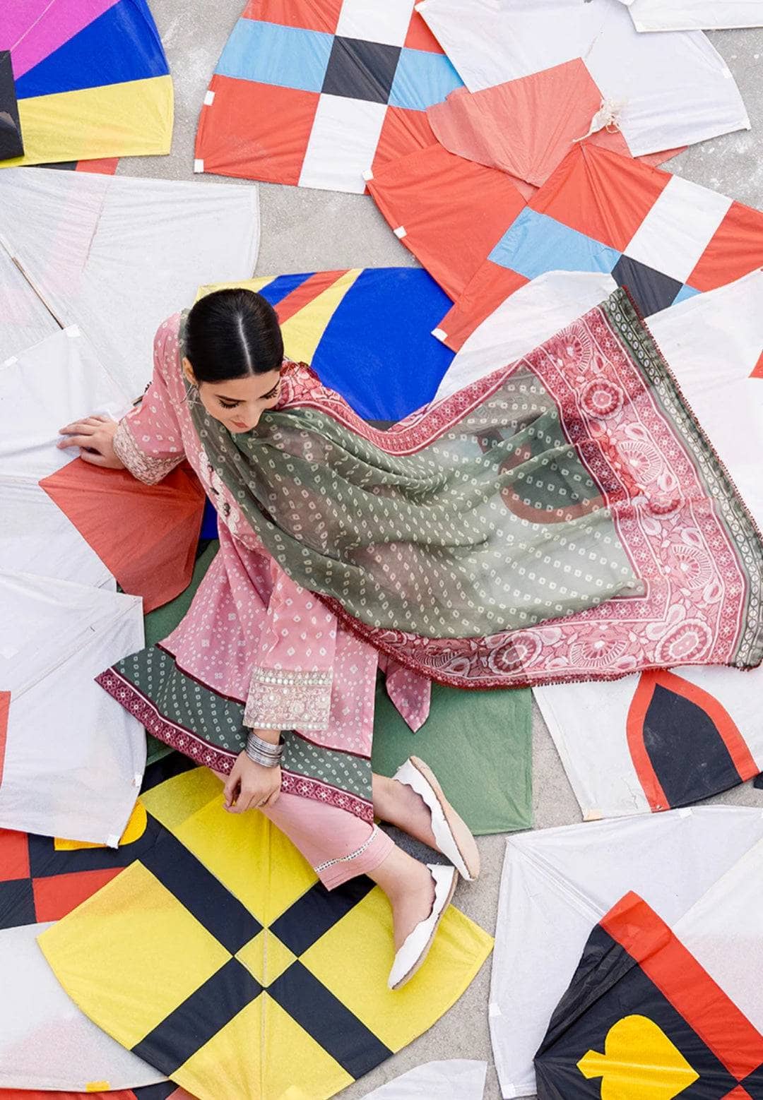 img_cross_stitch_lawn_23_awwal_boutique