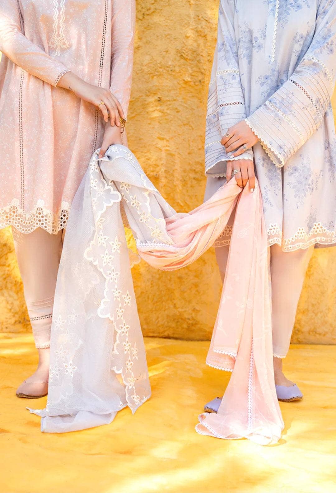 Img_cross_stitch_lawn_awwal_boutique