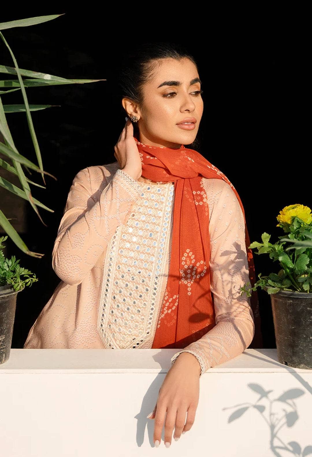 img_cross_stitch_basant_lawn_23_awwal_boutique