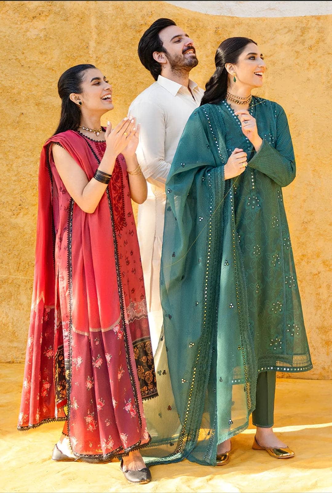 img_cross_stitch_basant_lawn_23_awwal_boutique