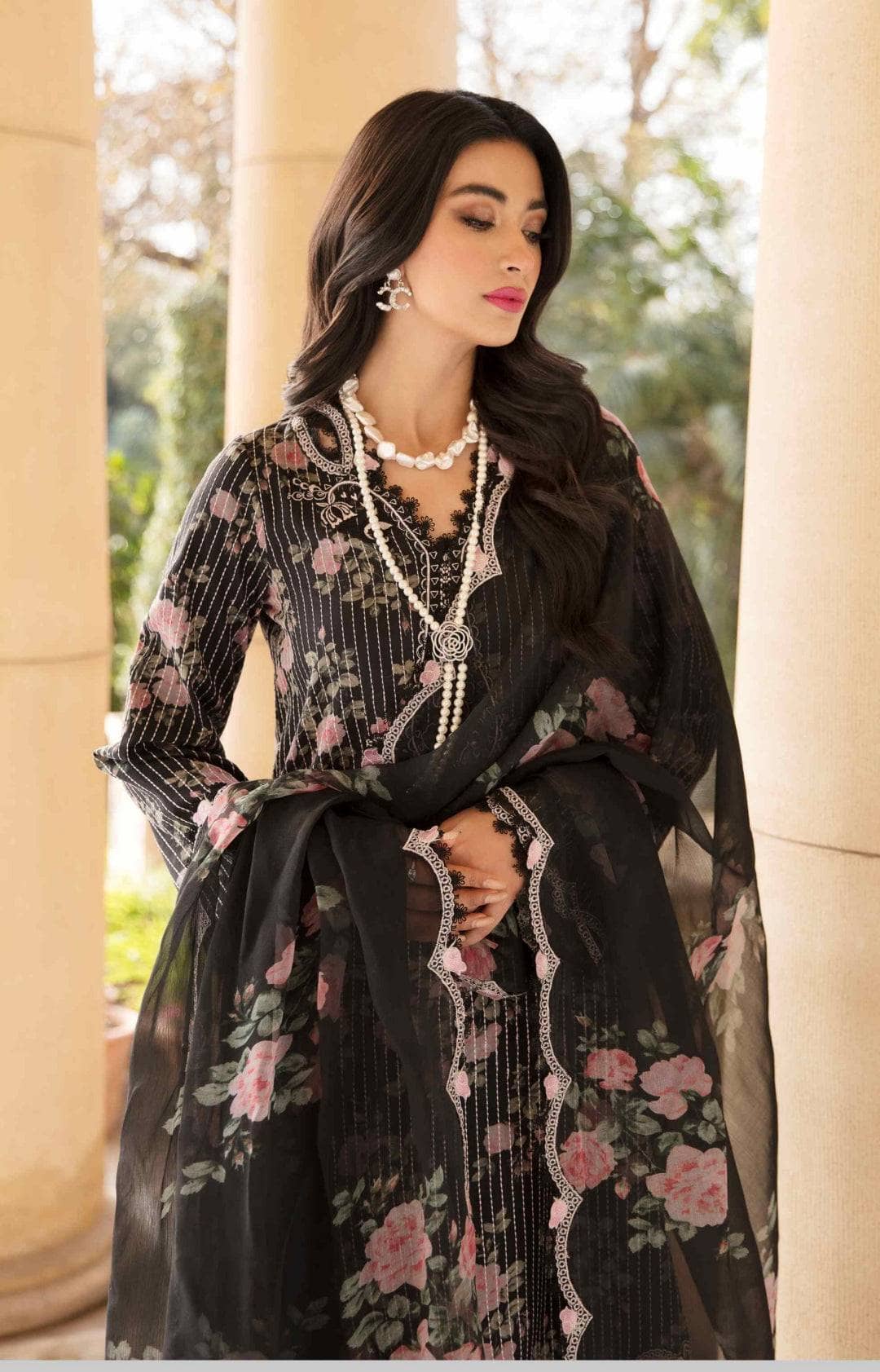 img_sable_v_luxury_lawn_23_awwal_boutique