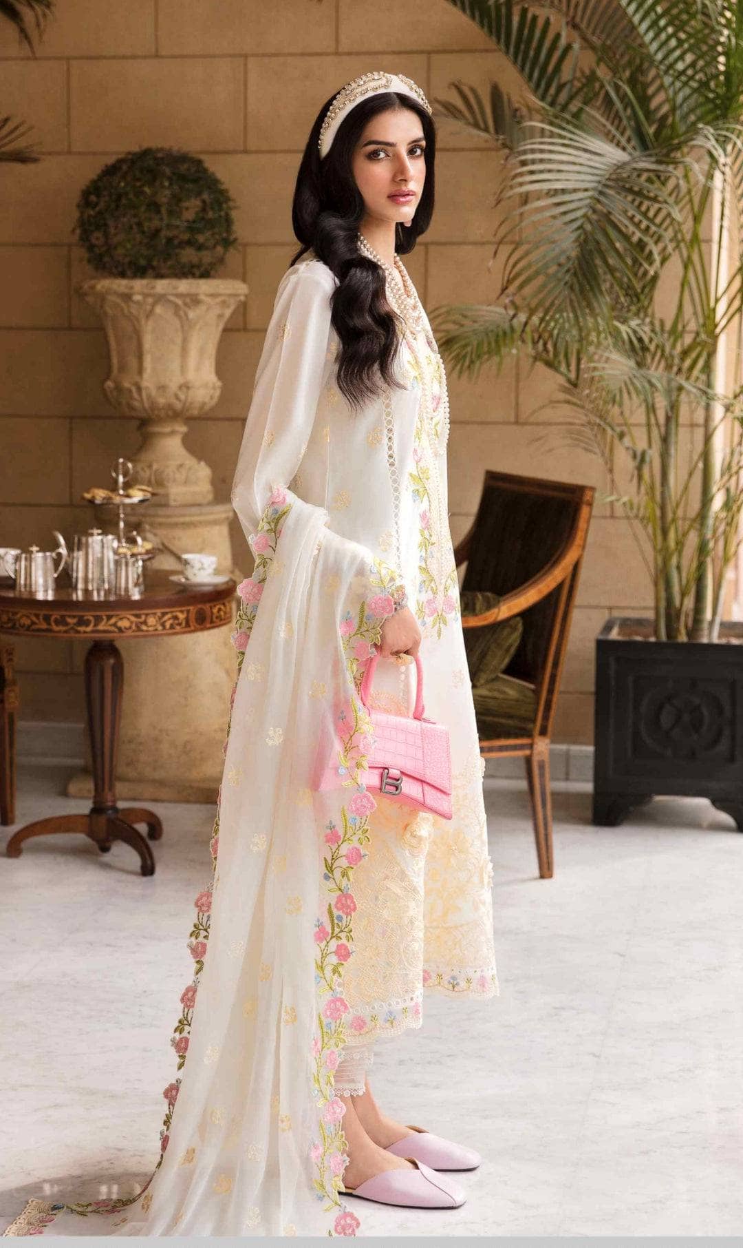 img_sable_v_luxury_lawn_23_awwal_boutique