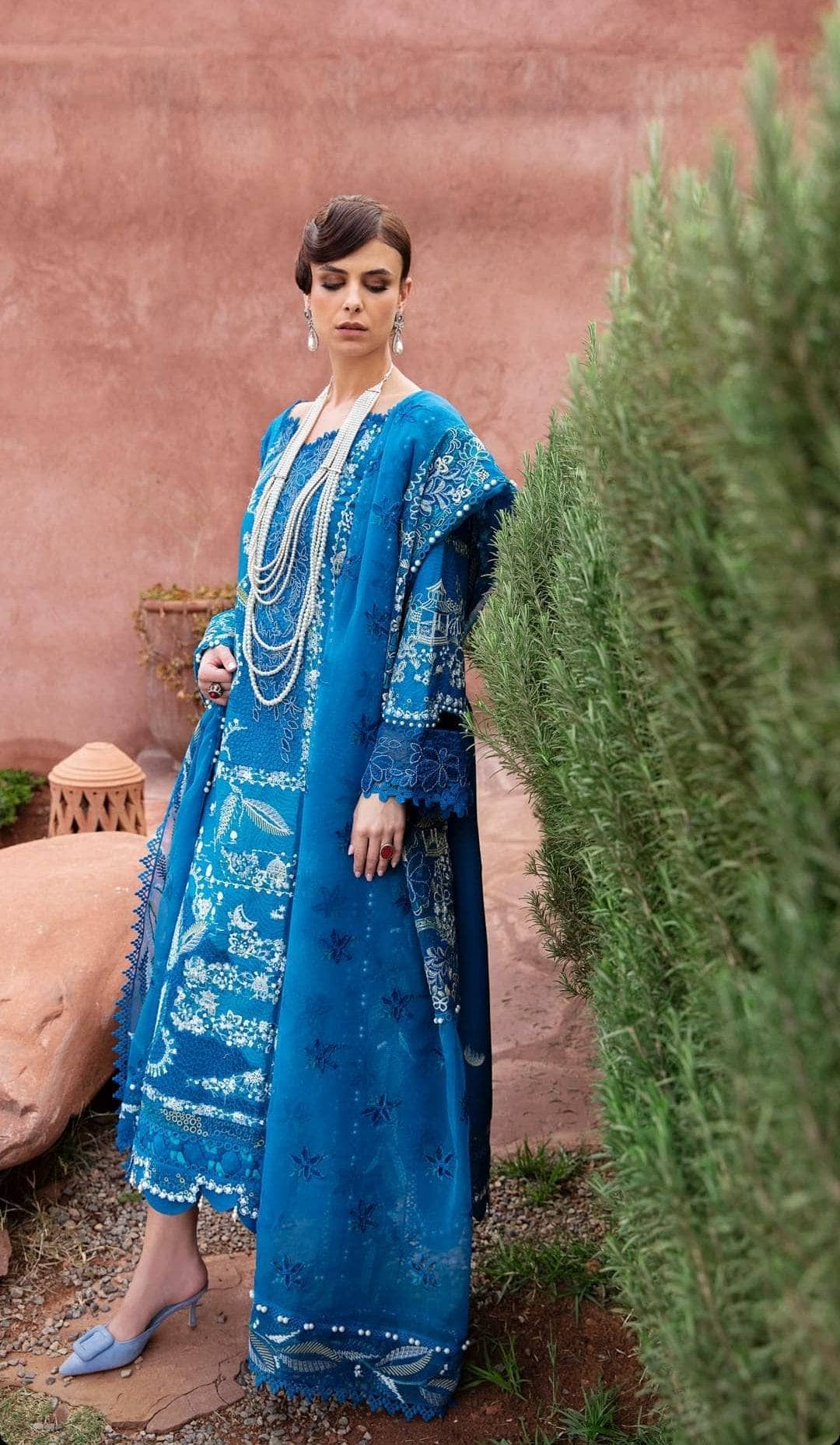 img_amaani_by_republic_womens_wear_awwal_boutique