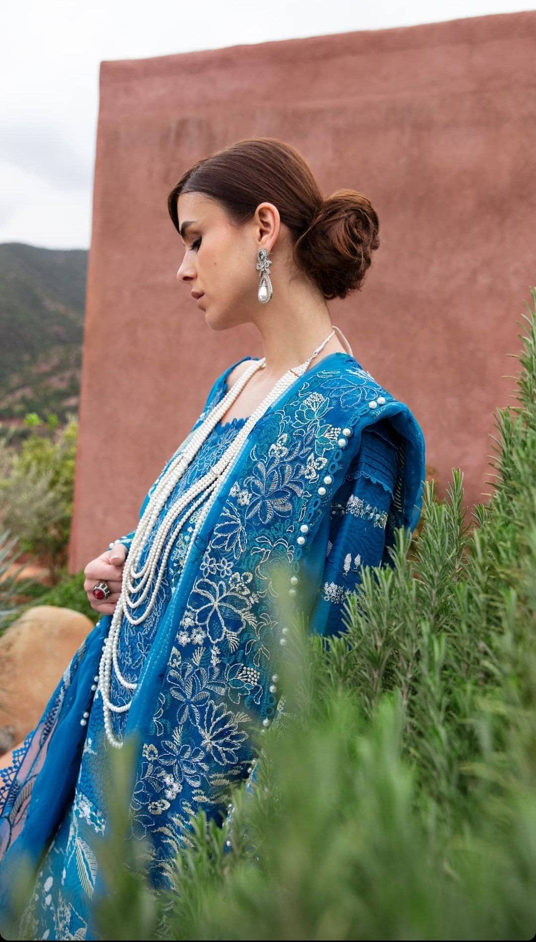 img_amaani_by_republic_womens_wear_awwal_boutique