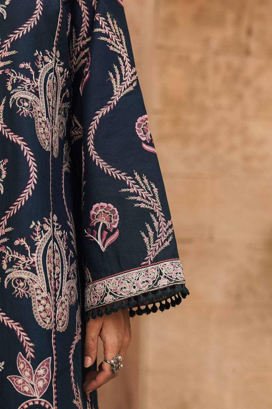 img_zara_shahjahan_lawn_eid_22_awwal_boutique