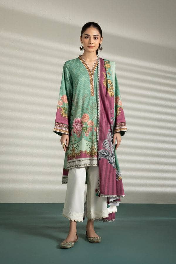 img_sapphire_day_to_day_khaddar_awwal_boutique