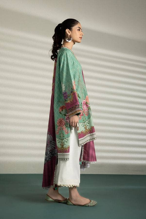 img_sapphire_day_to_day_khaddar_awwal_boutique