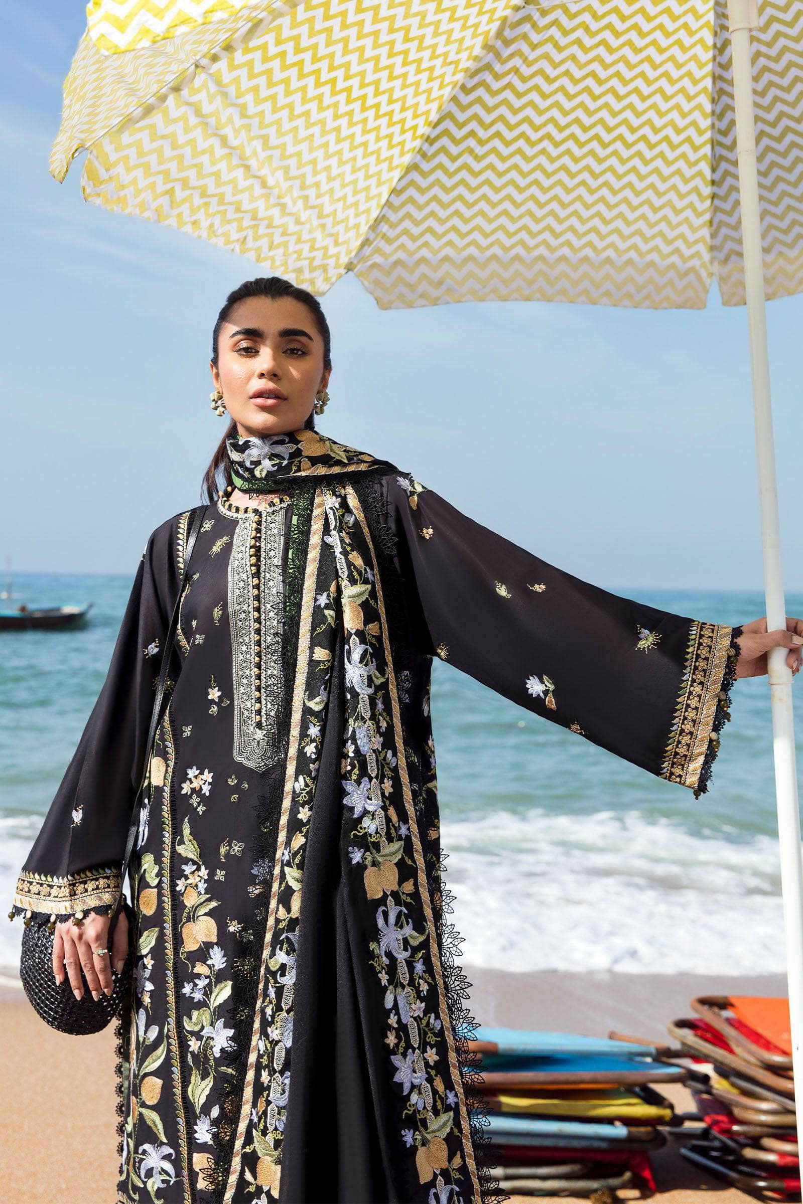 img_zaha_lawn_2023_awwal_boutique