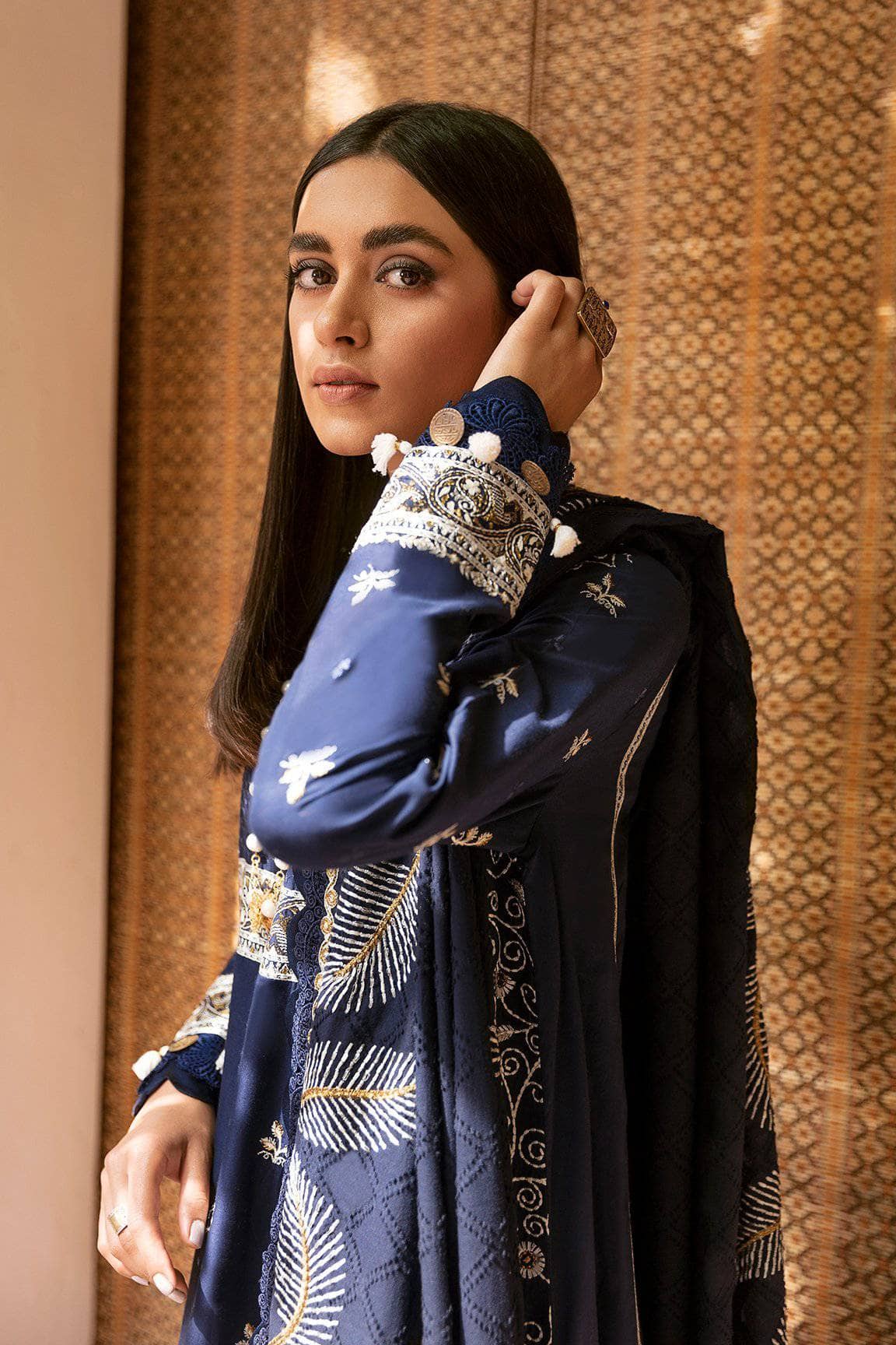 img_zaha_festive_lawn_awwal_boutique