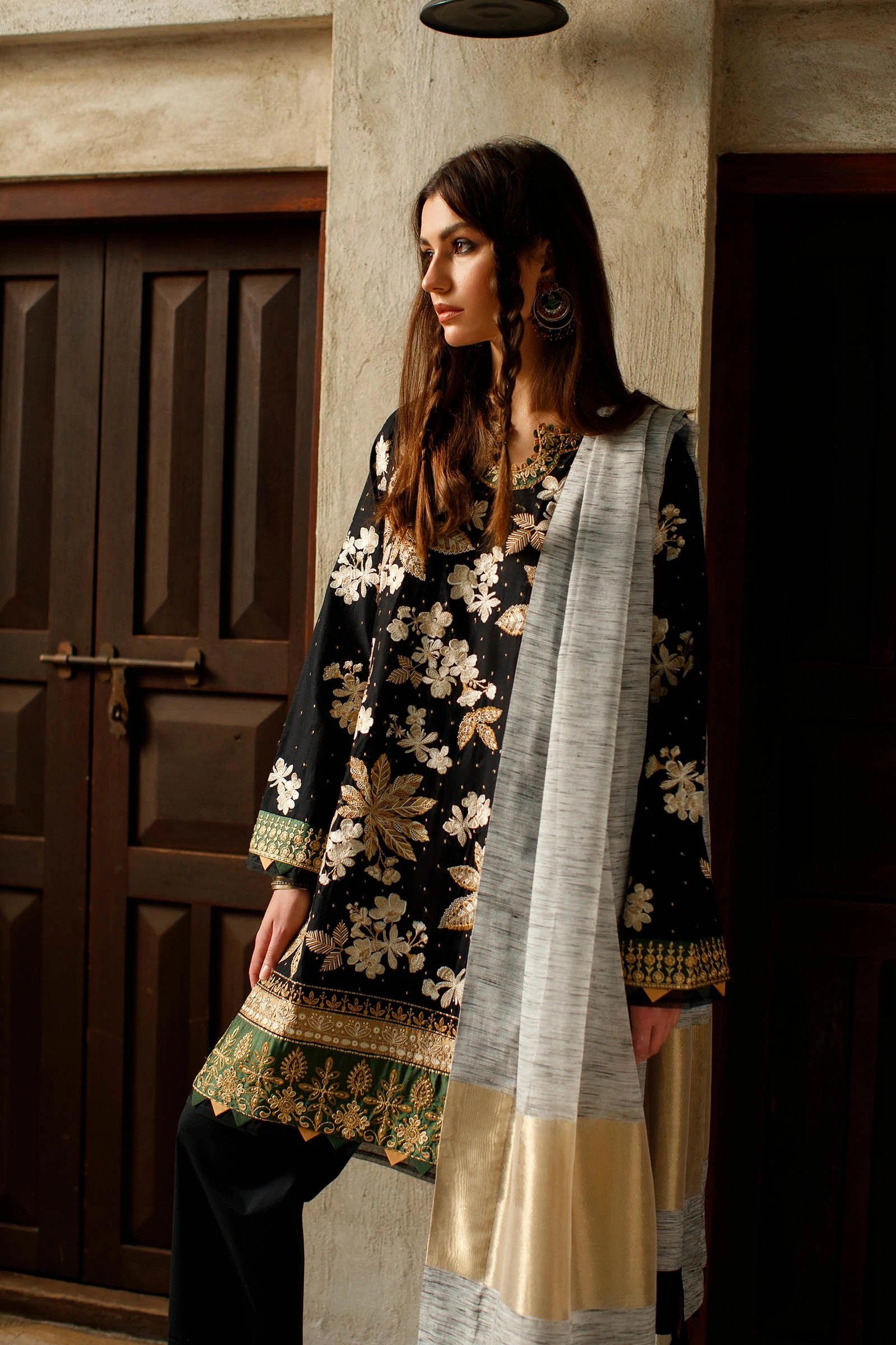 img_zaha_lawn_22_awwal_boutique