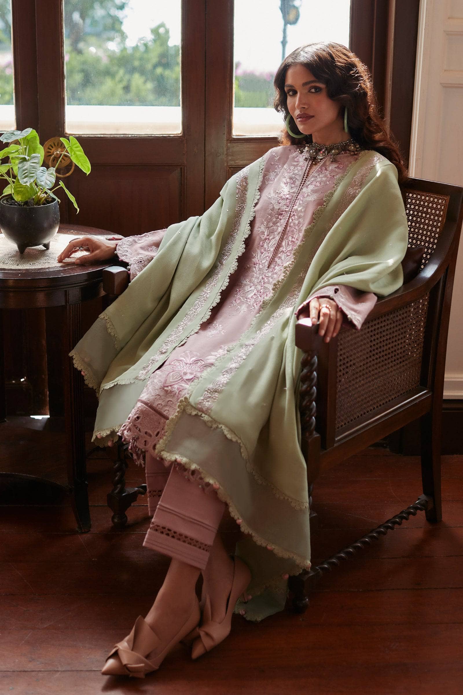 img_zaha_winter_22_awwal_boutique_awwal_boutique